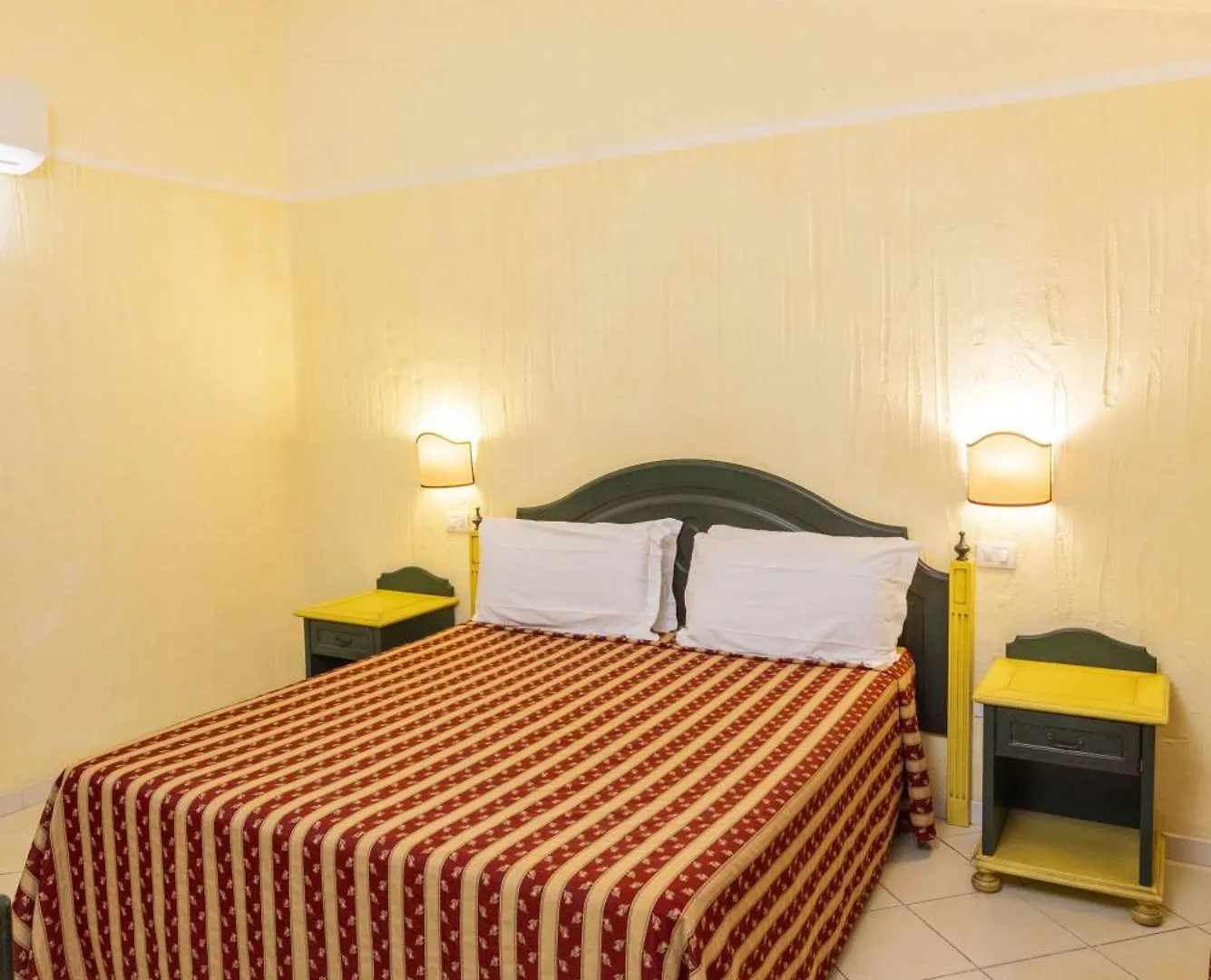 Nature & Country Resort Near The Sea Arborea 0*,  Italien