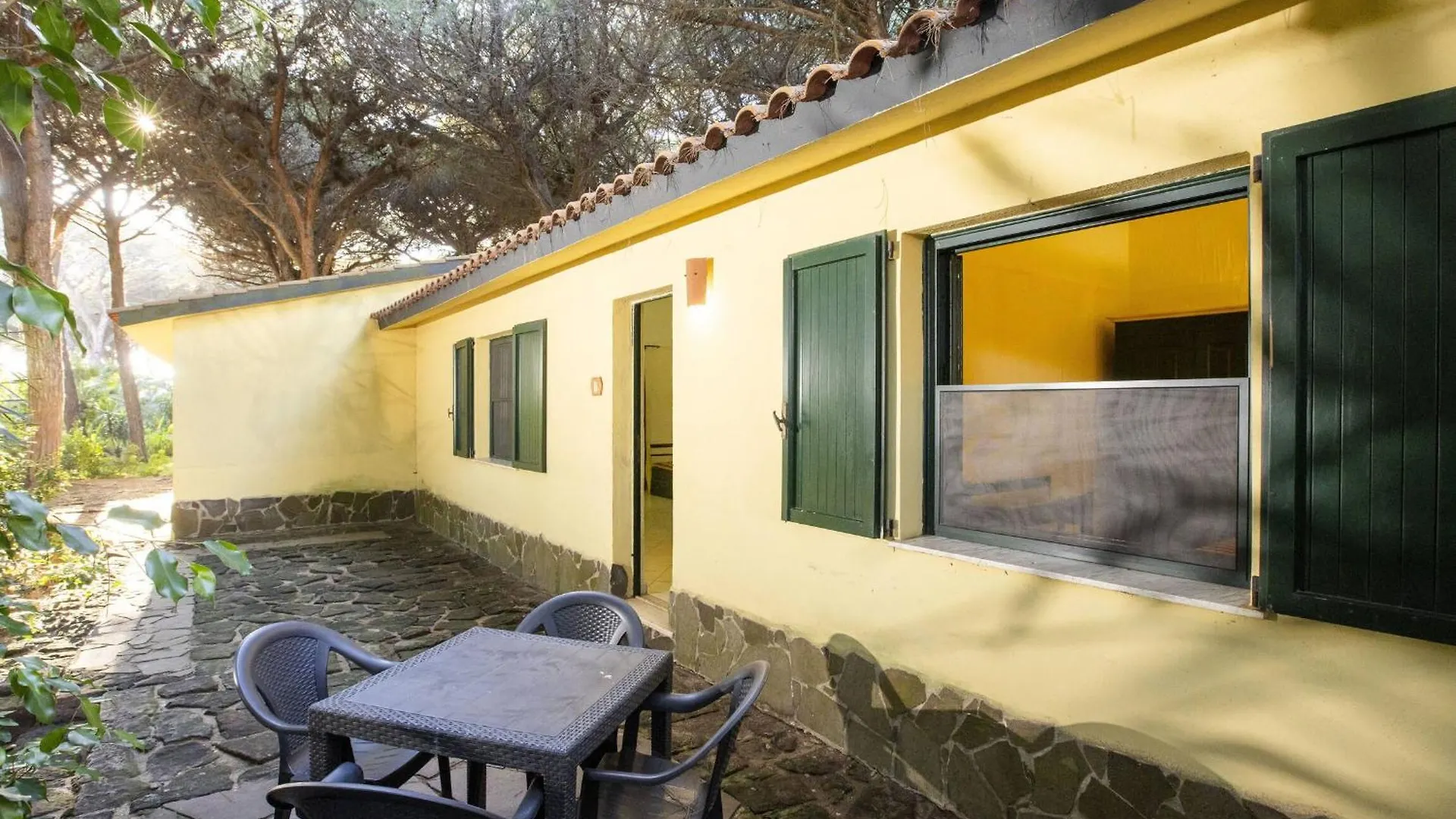 Nature & Country Resort Near The Sea Arborea 0*,